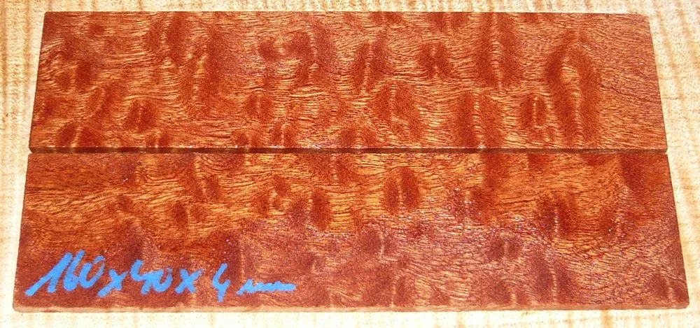 Mahagoni pommelé Folder-Griffschalen 120 x 40 x 4 mm