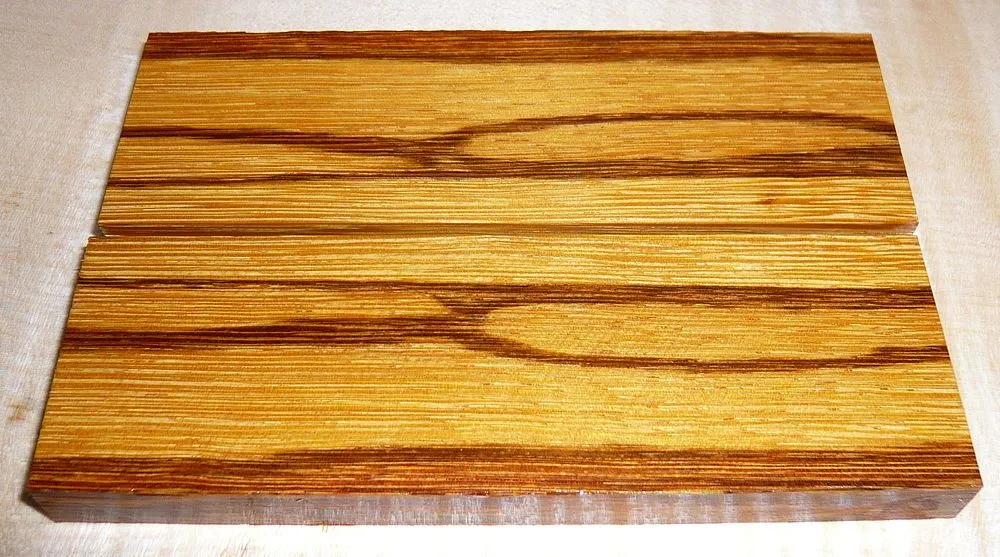 Serpentwood, Marmorholz Griffschalen 120 x 40 x 10 mm