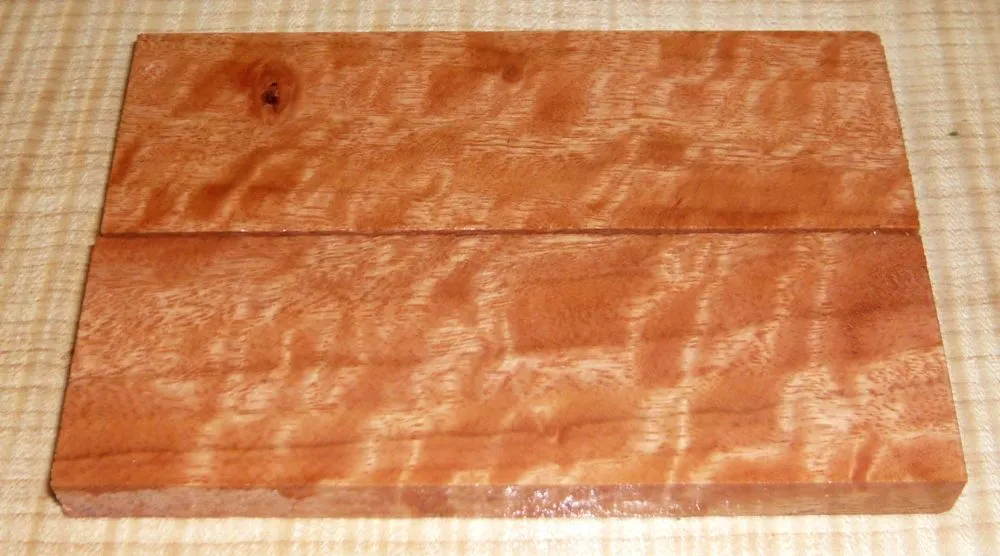 River Red Gum, Red Eucalyptus Curly Knife Scales 120 x 40 x 10 mm