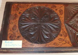 Kerb.1 Antikes Füllungsbretterpaaar mit Kerbschnitzereien 1020 x 235 x 7 mm