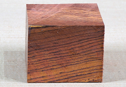 Pa054 Palisander, Honduras Block 90 x 75 x 75 mm