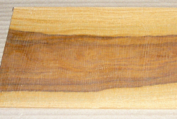 Po046 Lignum Vitae, Guaiacum Saw Cut Veneer 740 x 130 x 3 mm