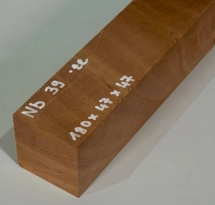 Nb039 Nussbaum europäisch Kantel 180 x 47 x 47 mm