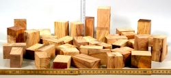 Ol068 Wild-Olivenholz Sortiment Abschnitte, ca. 3,5 kg