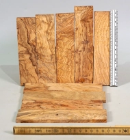 Ol051 Wild-Olivenholz Sortiment 8 Abschnitte ca. 150 x 40 x 7 mm