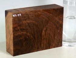 Nb069 Nussbaum europäisch Block 232 x 172 x 65 mm