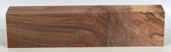 Nb075 Nussbaum, Schwarznuss mit Veredelungsstelle 368 x 86 x 63 mm