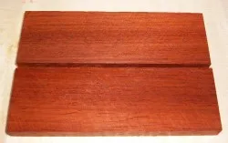 Padauk Knife Scales 120 x 40 x 10 mm